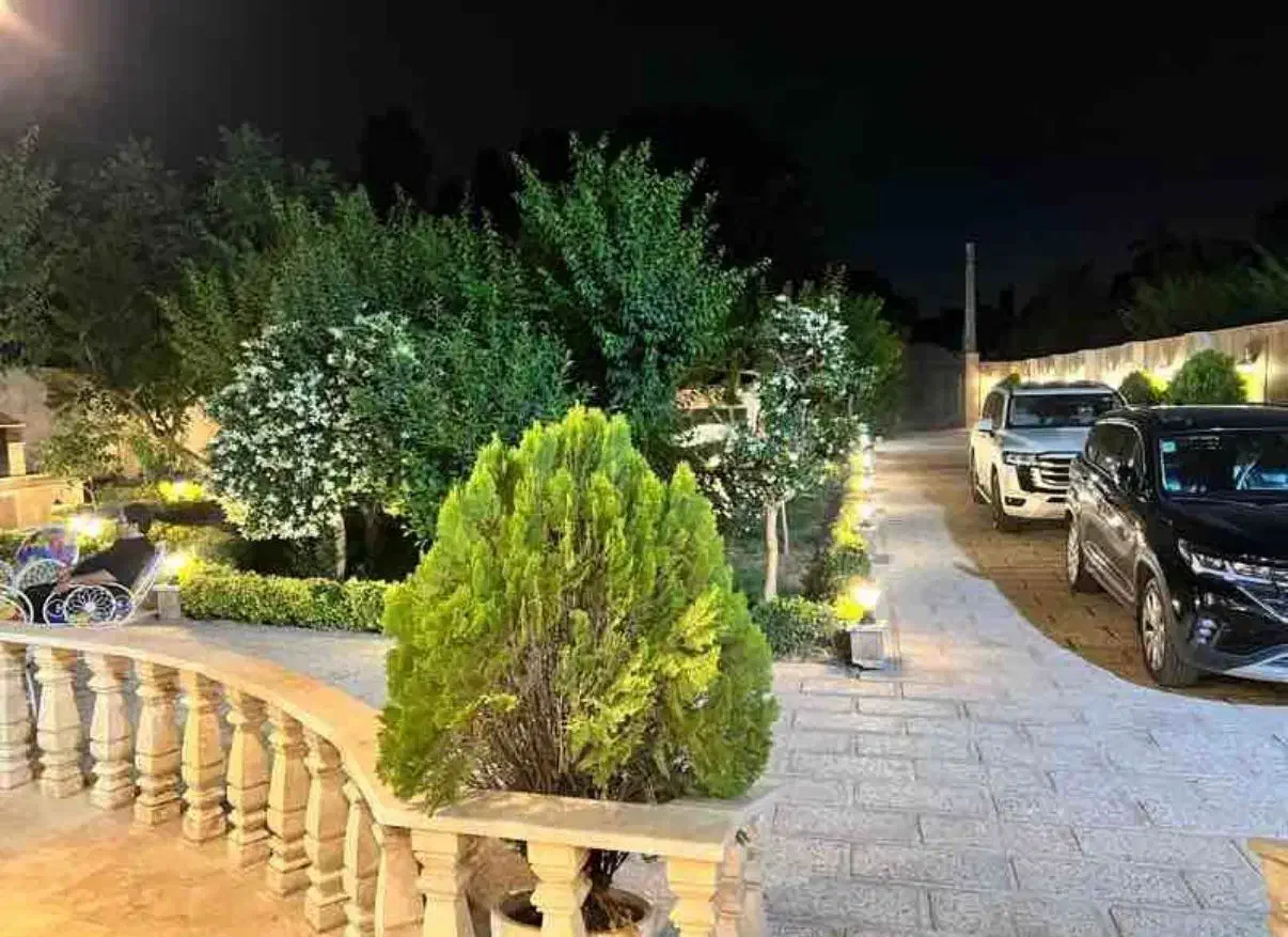 باغ ویلا استخرسرپوشیده شهریار|اجارهٔ کوتاه‌مدت ویلا و باغ|تهران, گلستان (شهرک راه آهن)|دیوار