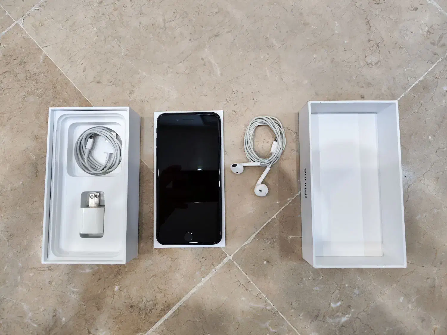 آیفون ۷ پلاس ۲۵۶/  -256 iphone 7 plus|موبایل|تهران, حافظیه|دیوار