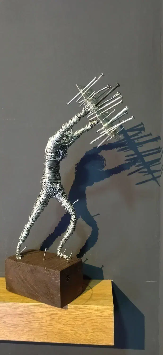 مجسمه های سیمی دست ساز|مجسمه، تندیس، ماکت|فولادشهر, B4|دیوار