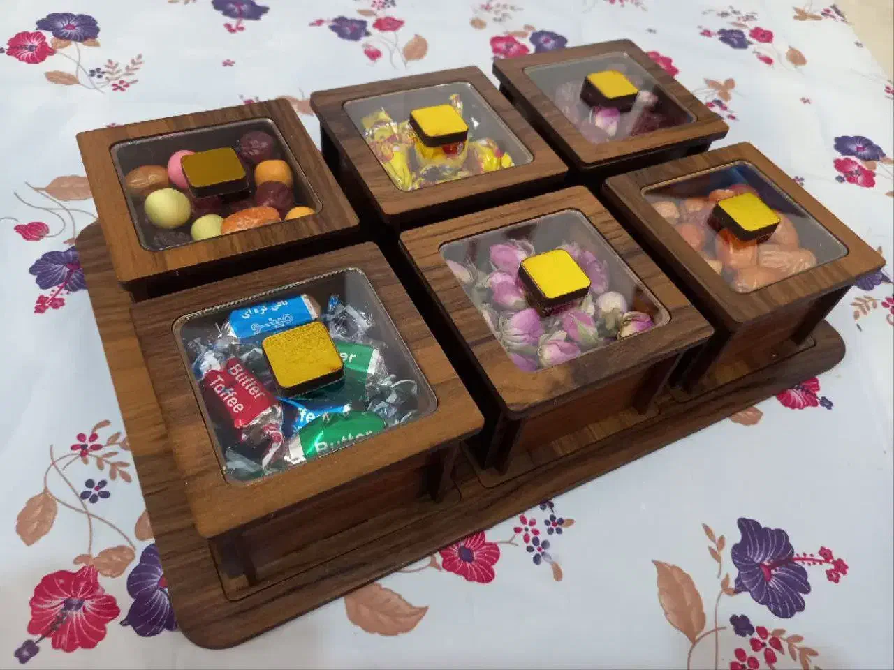 جعبه پذیرایی|ظروف سرو و پذیرایی|سرپل ذهاب, |دیوار