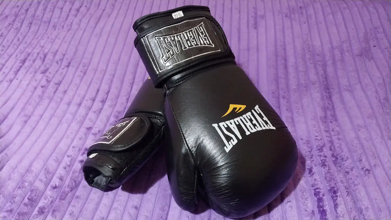 دستکش و کلاه بوکس|تجهیزات ورزشی|نظرآباد, نظرآباد|دیوار