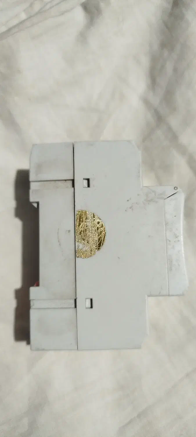 محافظ ولتاژ|مصالح و تجهیزات ساختمان|شیراز, شهرک بهشتی|دیوار