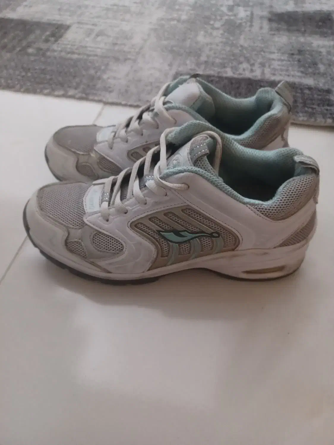 کتونی و صندل|کیف، کفش، کمربند|گلپایگان, |دیوار