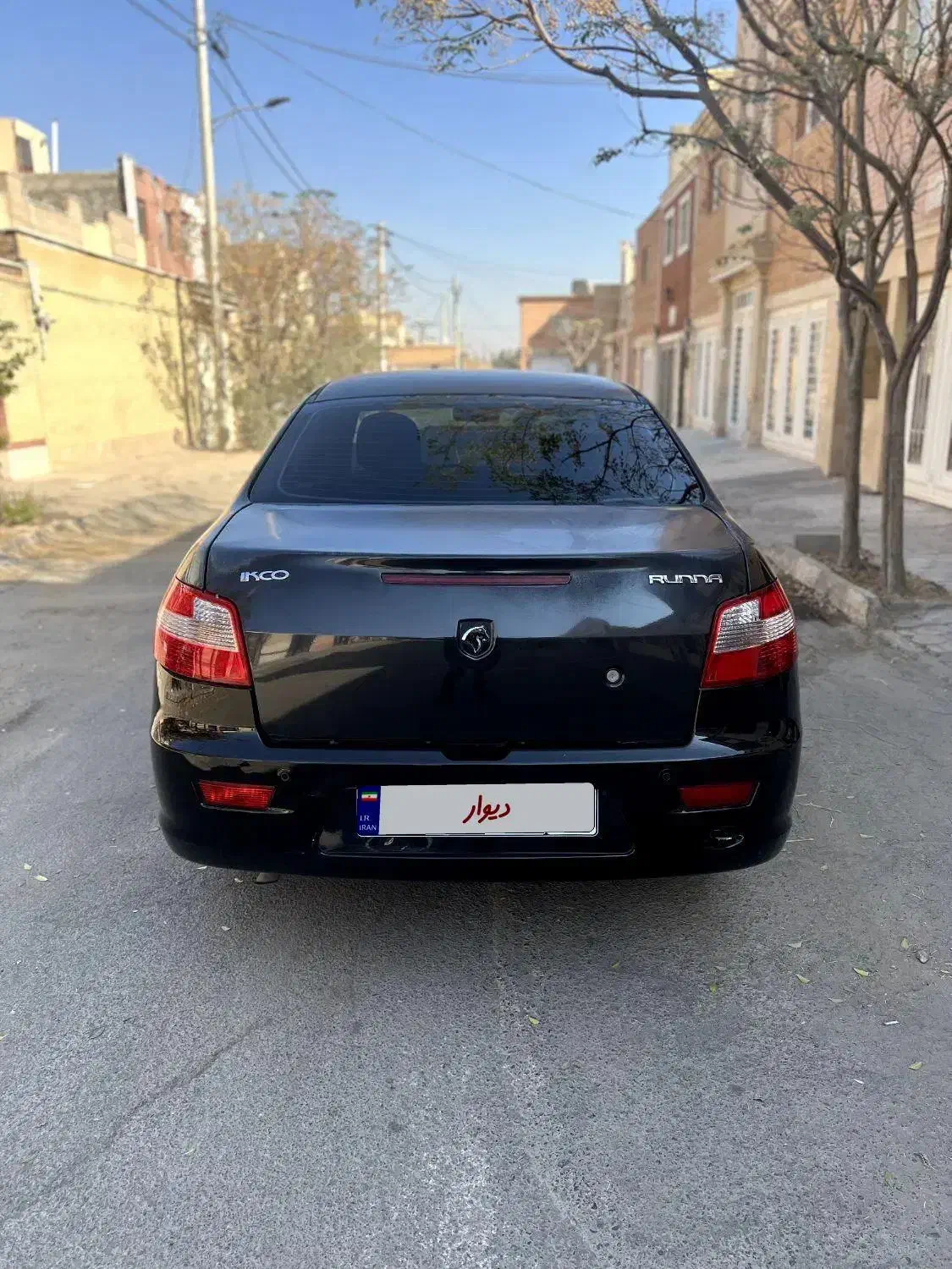 رانا مشکی مدل ۹۲|خودرو سواری و وانت|کاشان, شهرک امیرالمومنین|دیوار