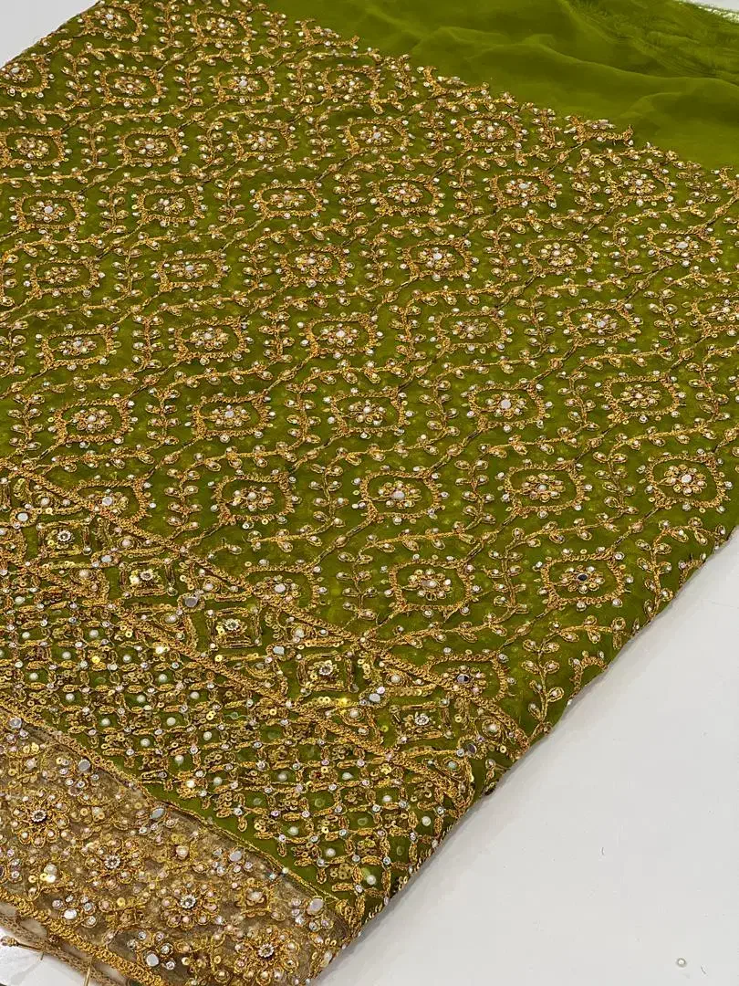 فروش انواع پارچه مجلسی و نخی در پارک دباغیان|لباس|بندرعباس, |دیوار