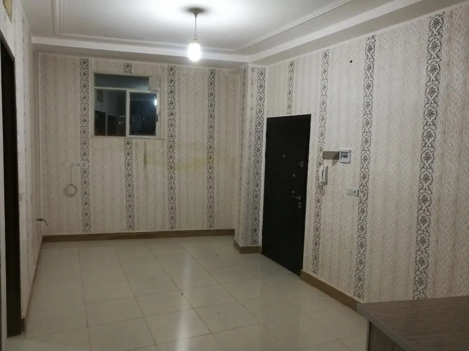 رهن آپارتمان کوشک میدان|اجارهٔ آپارتمان|شیراز, کوشک میدان|دیوار