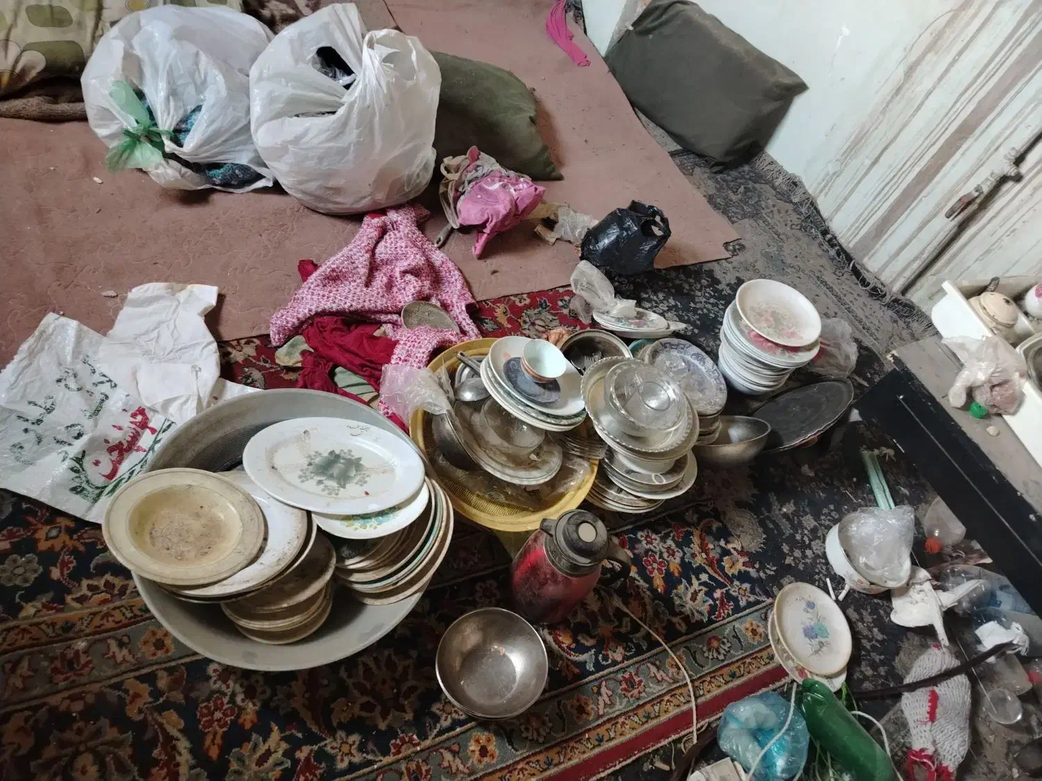 ظرف|ظروف سرو و پذیرایی|مشهد, رضاییه|دیوار