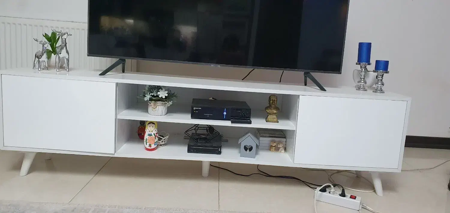 میزتلویزیونی|میز تلویزیون|شاهین‌شهر, فردوسی|دیوار