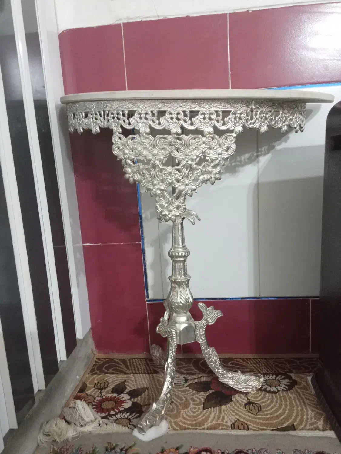 میزه اریشی|میز تلفن|نجف‌آباد, صالح آباد|دیوار