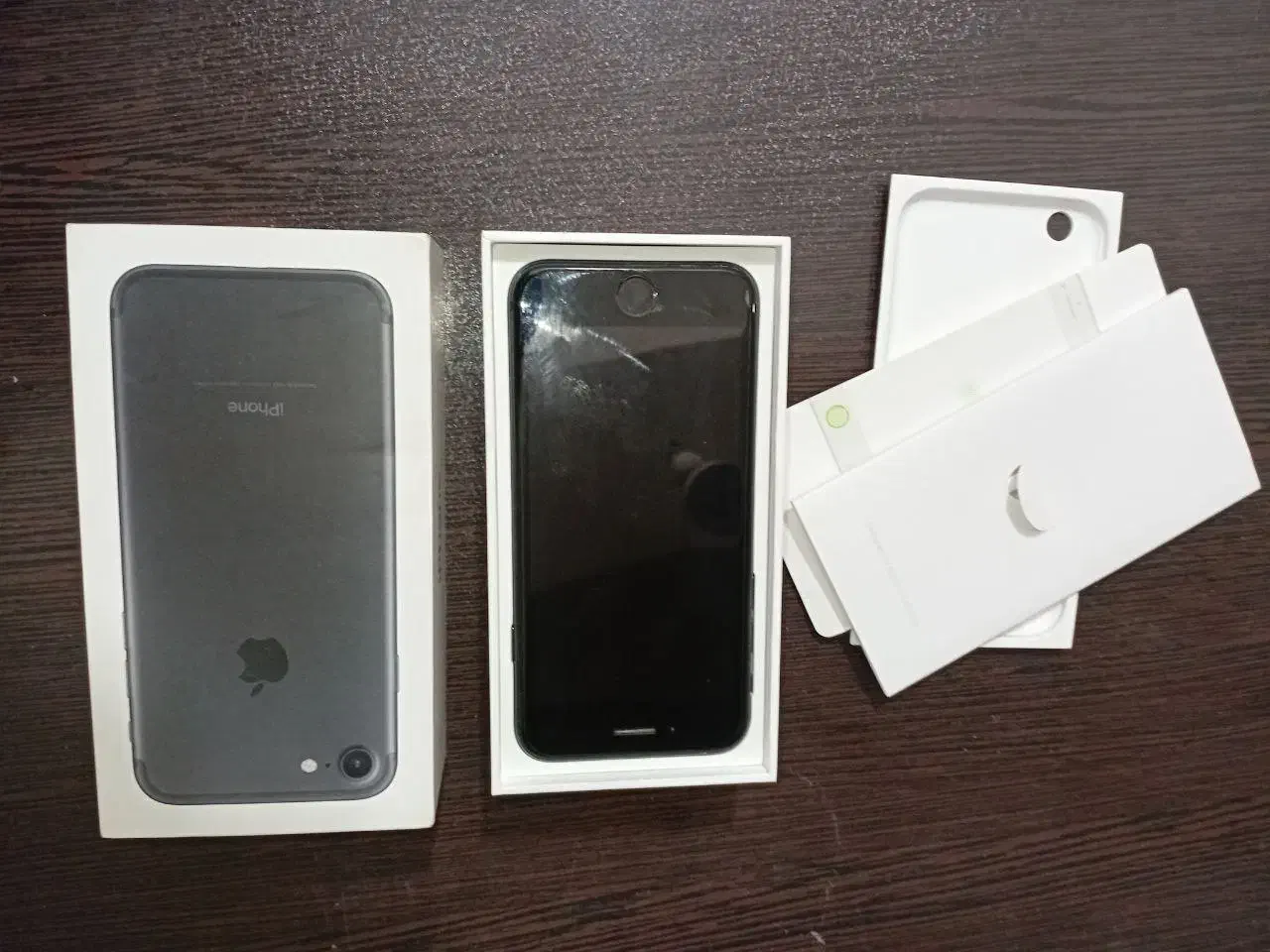 گوشی آیفون ۷ در حد نو کاملا سالم با همه تجهیزات|موبایل|اصفهان, علی قلی آقا|دیوار