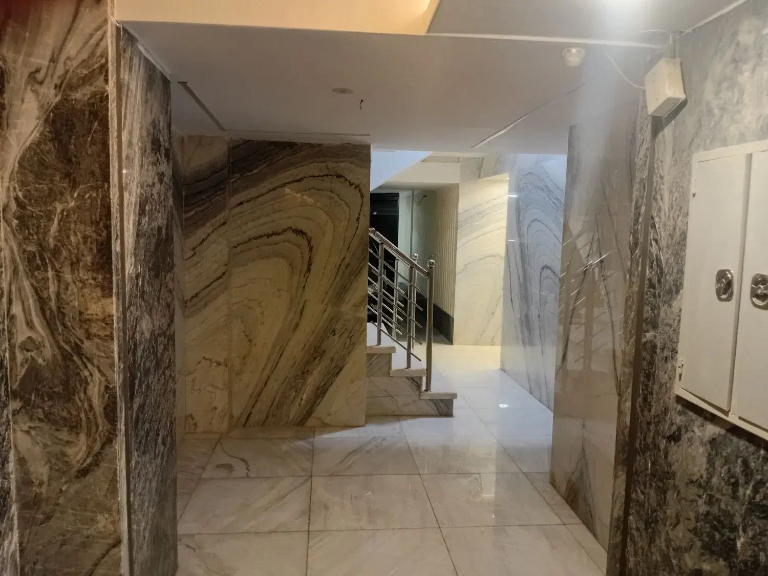 ۱۳۰ دوطرف نور|فروش آپارتمان|اصفهان, آهنگران|دیوار