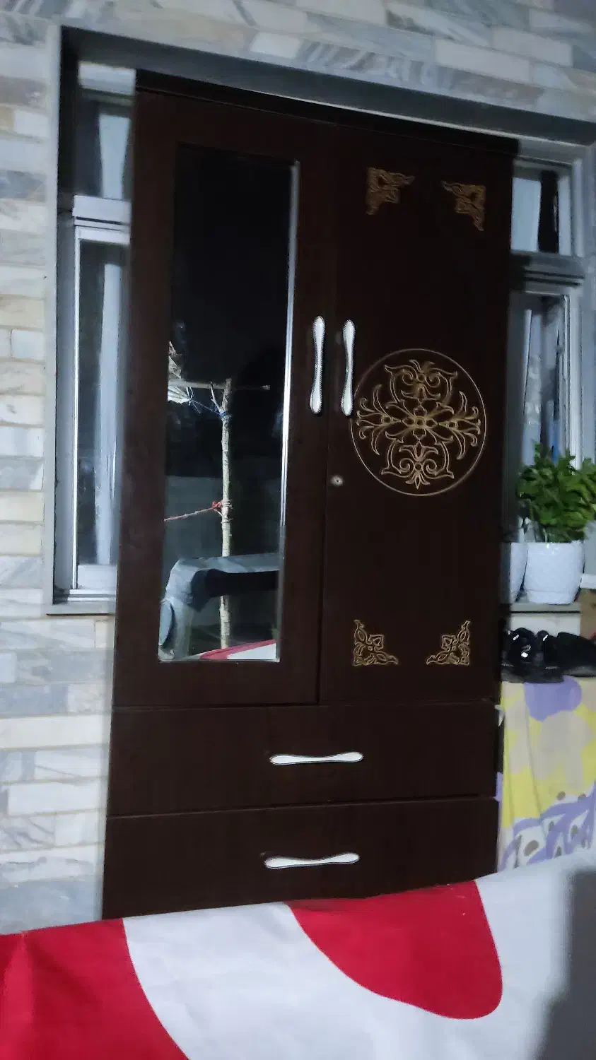 فروش  فوری مبل کمد|مبلمان خانگی و میز عسلی|تولم شهر, |دیوار