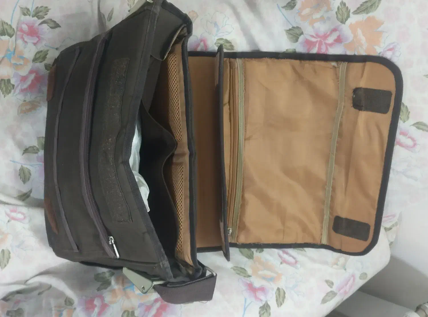 کیف لپ تاب|کیف، کفش، کمربند|نیشابور, شهرک فرهنگیان|دیوار