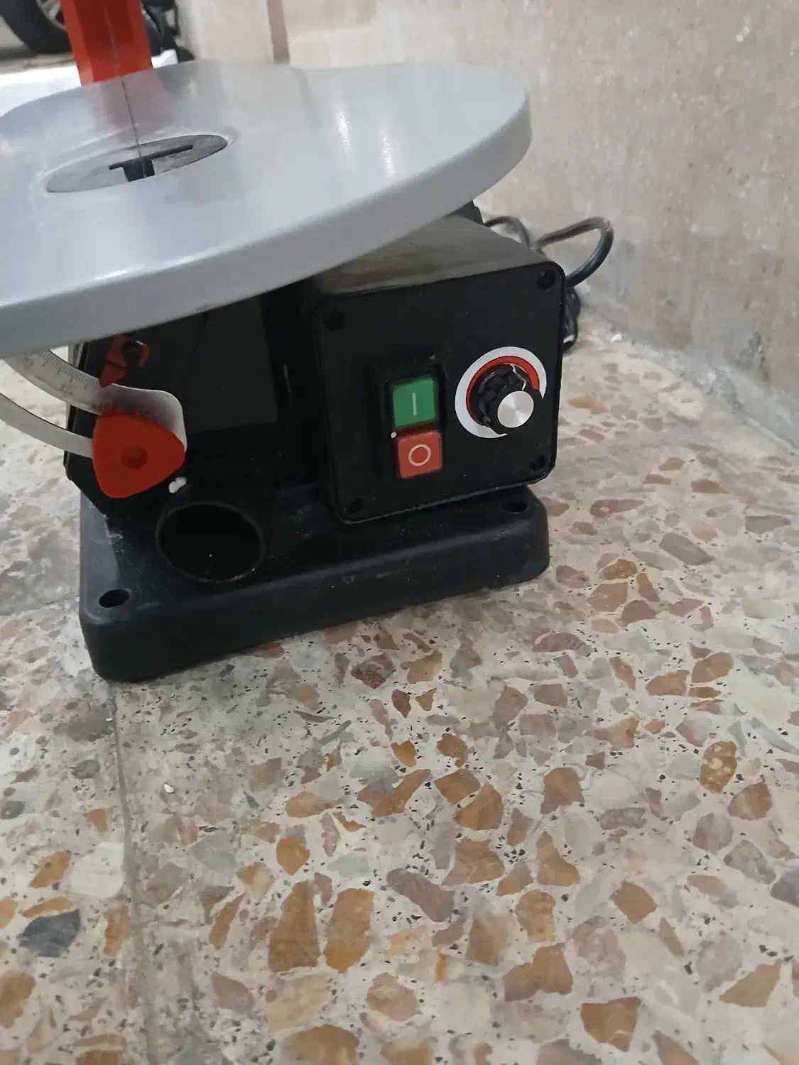 اره مویی|ابزارآلات|تهران, آهنگ|دیوار