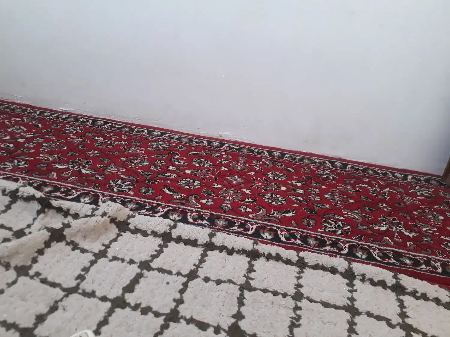 فرش پله|فرش|مشهد, هفت تیر (نه دره)|دیوار