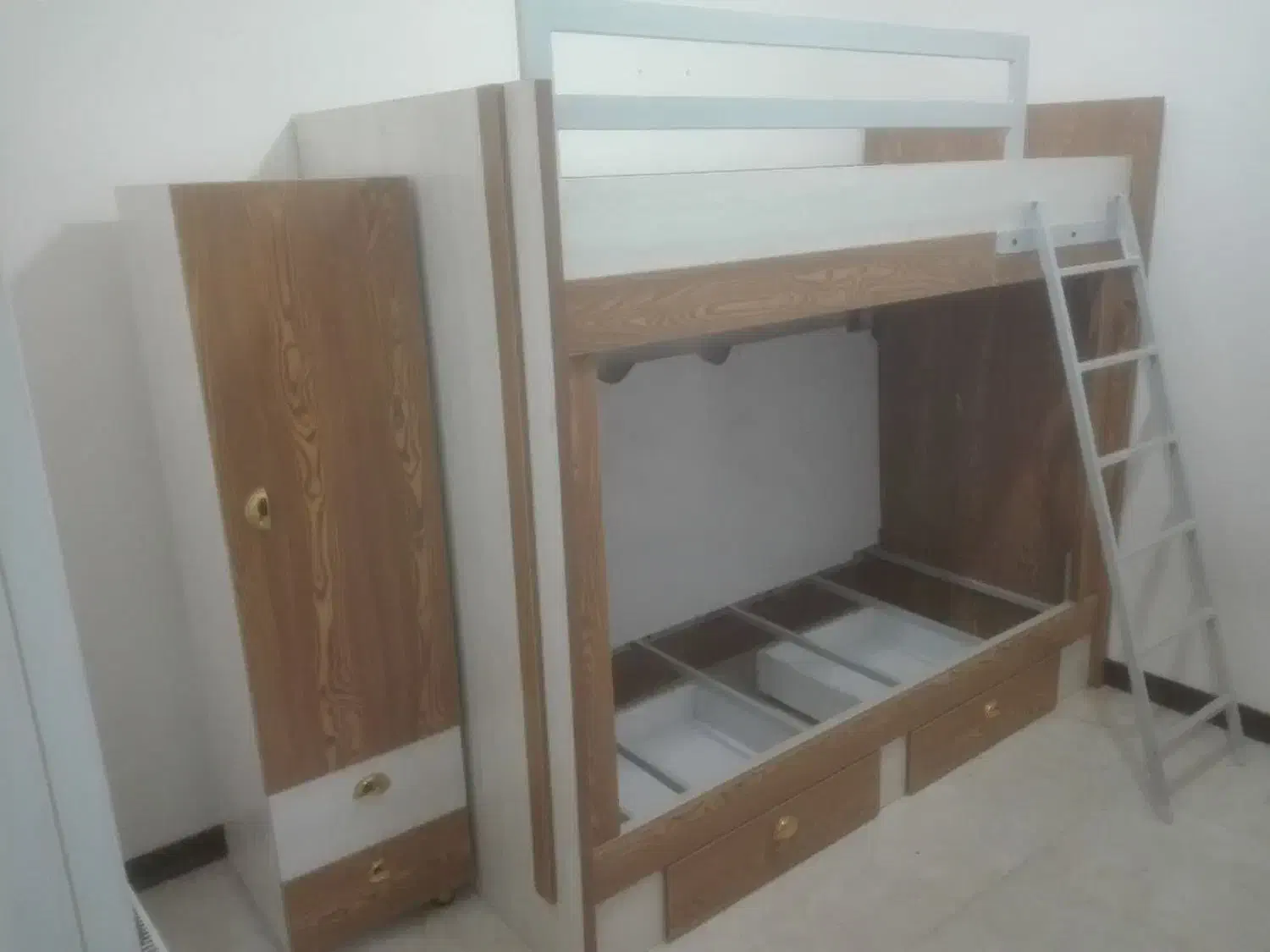 خدمات نجاری و کابینت سازی با متریال MDFو چوبی|خدمات پیشه و مهارت|کرمان, |دیوار