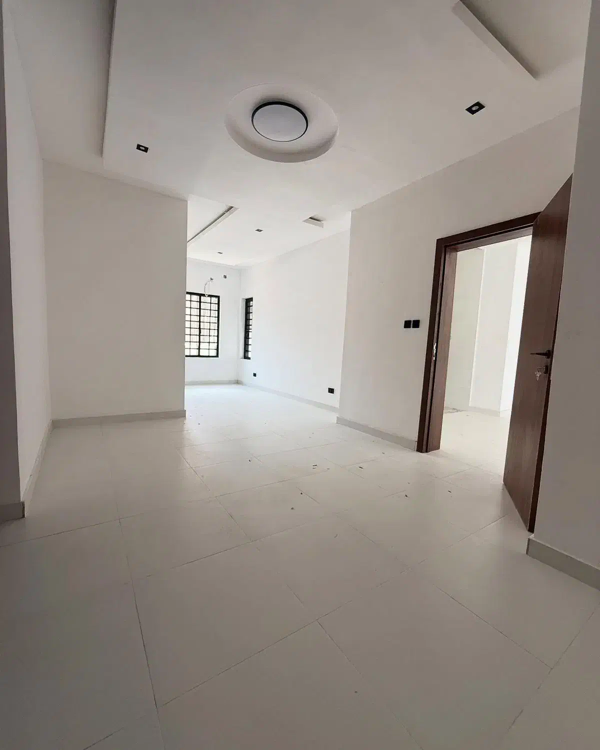 ۲۰۰متر/۳خواب/استخر+سونا/سعادت آباد