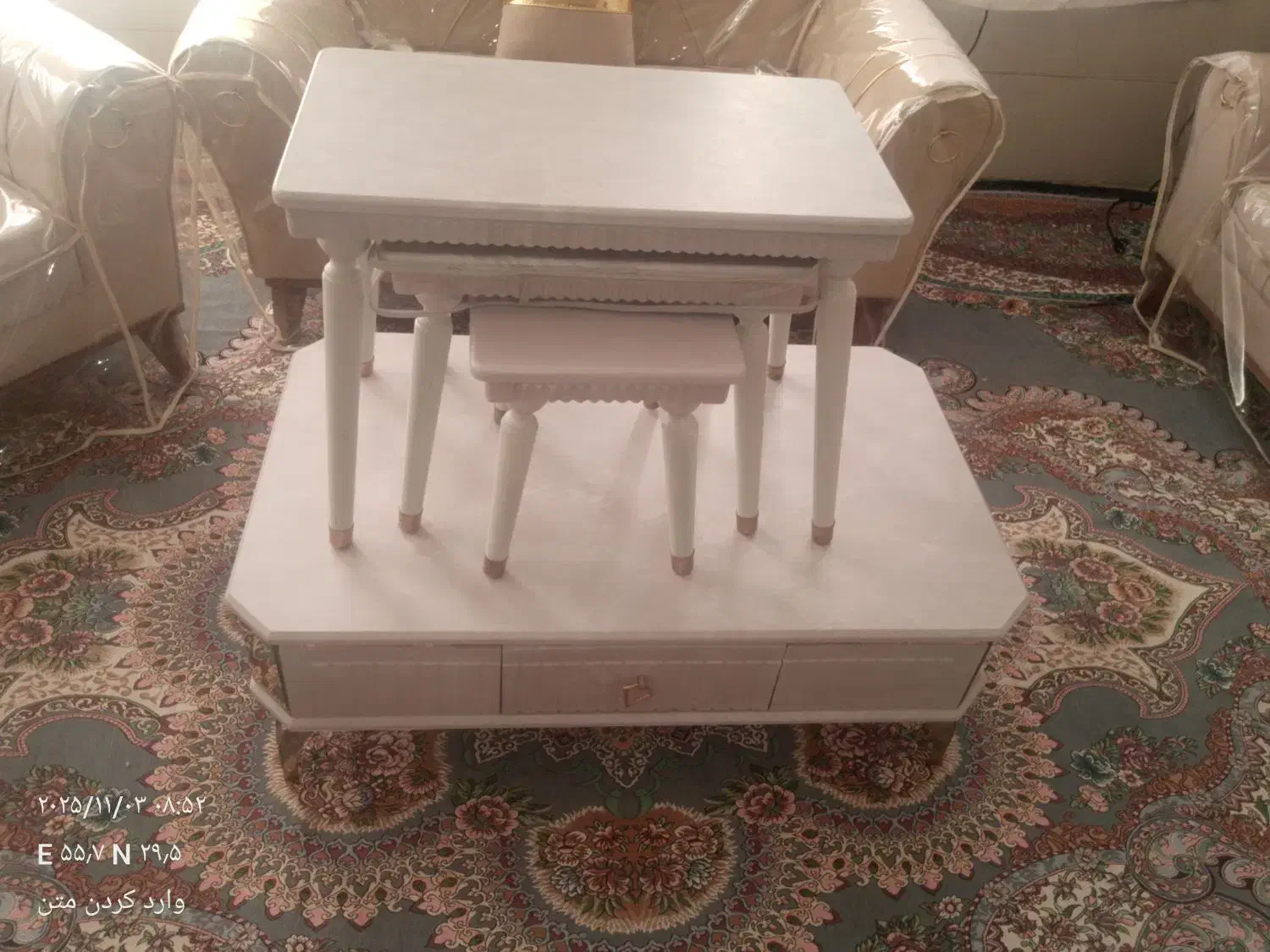 یک عددمیز جلومبلی با سه تا میز عسلی|مبلمان خانگی و میز عسلی|سیرجان, |دیوار