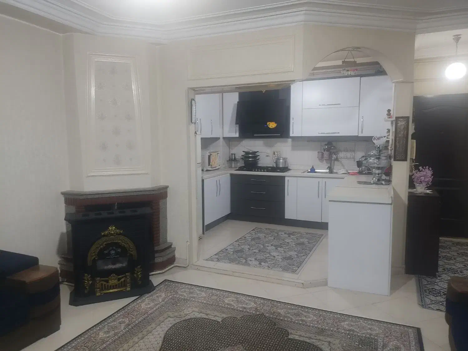 ۷۵ متر دوخوابه (پارکینگ ،انباری،بالکن)|اجارهٔ آپارتمان|اندیشه, شهرک کوثر|دیوار