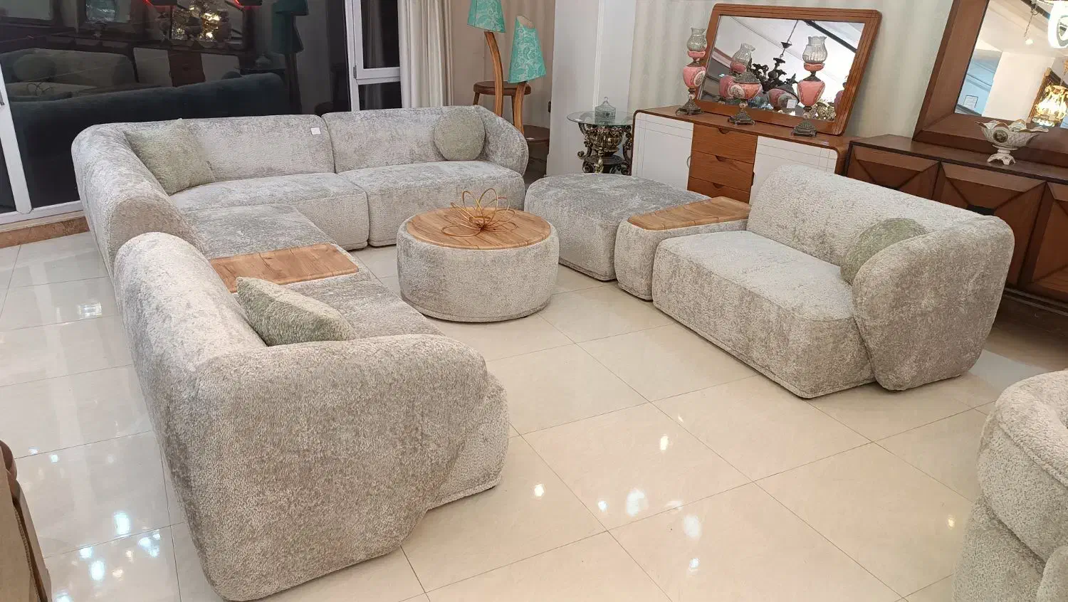 تولیدی مبلمان تیک وان|مبلمان خانگی و میز عسلی|اردبیل, |دیوار