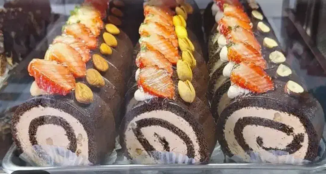 استخدام کار قنادی ماهر تر کار و خشک کار|استخدام خدمات فروشگاه و رستوران|ماهنشان, |دیوار