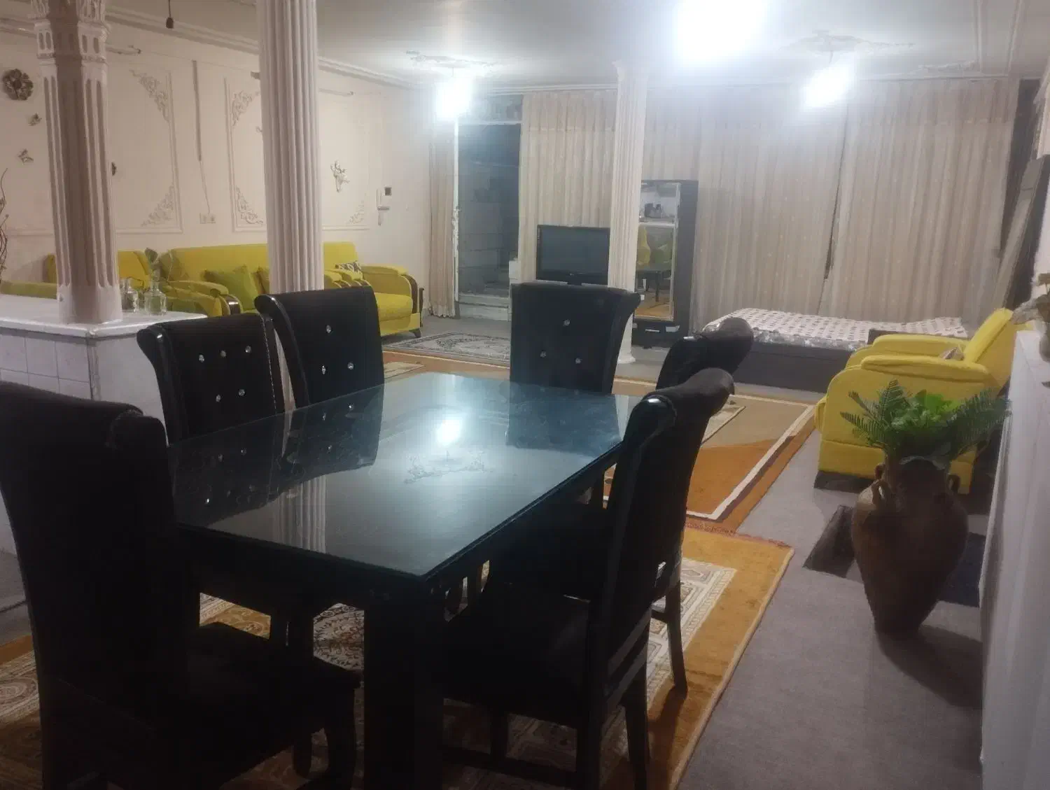 سوییت تک خواب روزانه|اجارهٔ کوتاهمدت آپارتمان و سوئیت|شاهینشهر, عطار|دیوار