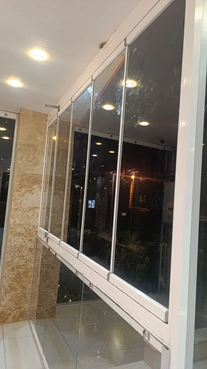 نصب و انجام شیشه های آکاردونی و اسلایدینگ|خدمات پیشه و مهارت|شلمان, |دیوار