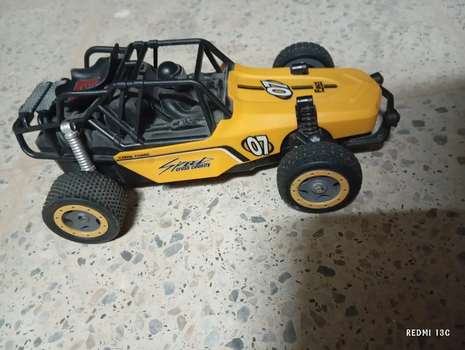 ماشین کنترلی|اسباب‌‌بازی|یزد, |دیوار