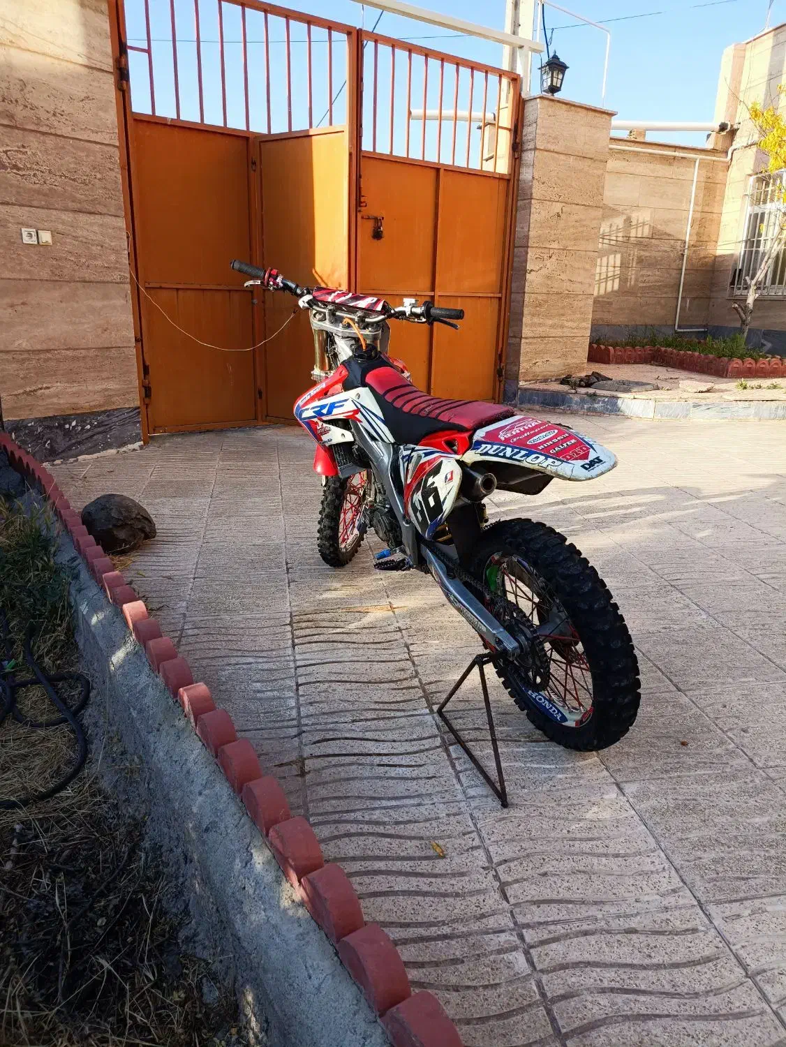 کراس هوندا سی ار اف ۲۵۰ چهار زمانه|موتورسیکلت|کوراییم, |دیوار