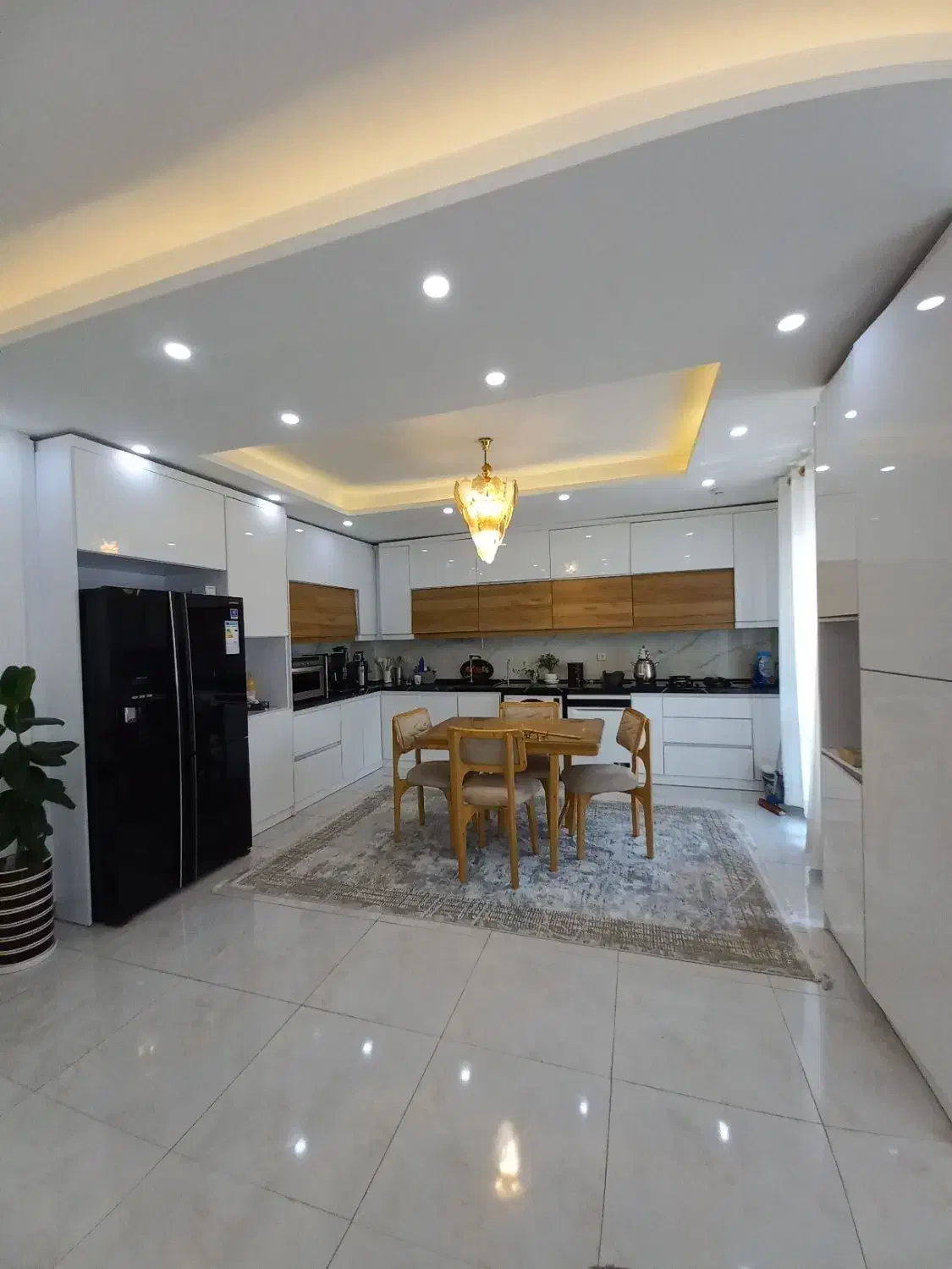 آپارتمان / مسکونی / ۱۶۲ متری / قلب استقامت|فروش آپارتمان|رشت, منظریه|دیوار