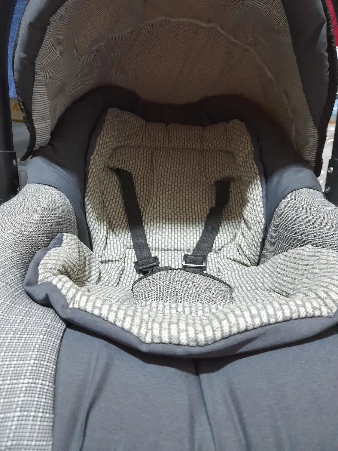 کریر نو زیر قیمت بازار|کالسکه و لوازم جانبی|ایذه, |دیوار