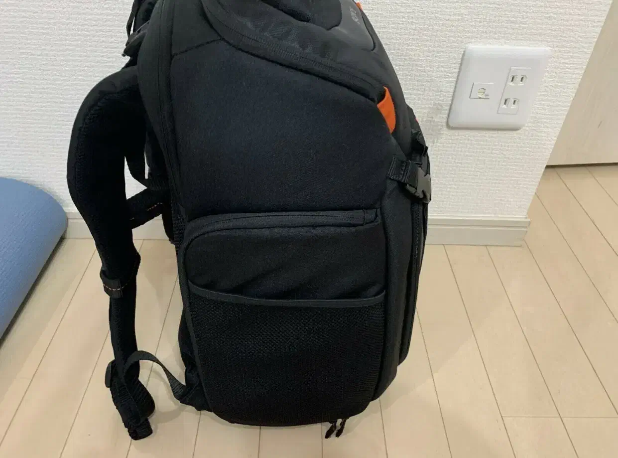 کوله پشتی SONY حرفه ای مخصوص دوربین و لپ تاپ|دوربین عکاسی و فیلم‌برداری|تهران, جنت‌آباد جنوبی|دیوار