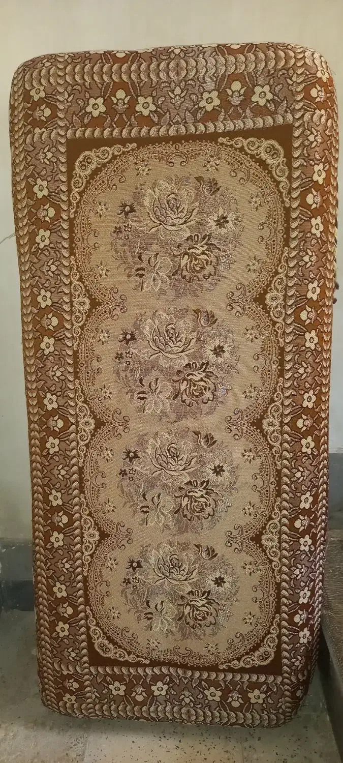 پشتی|پشتی|تهران, آزادشهر|دیوار