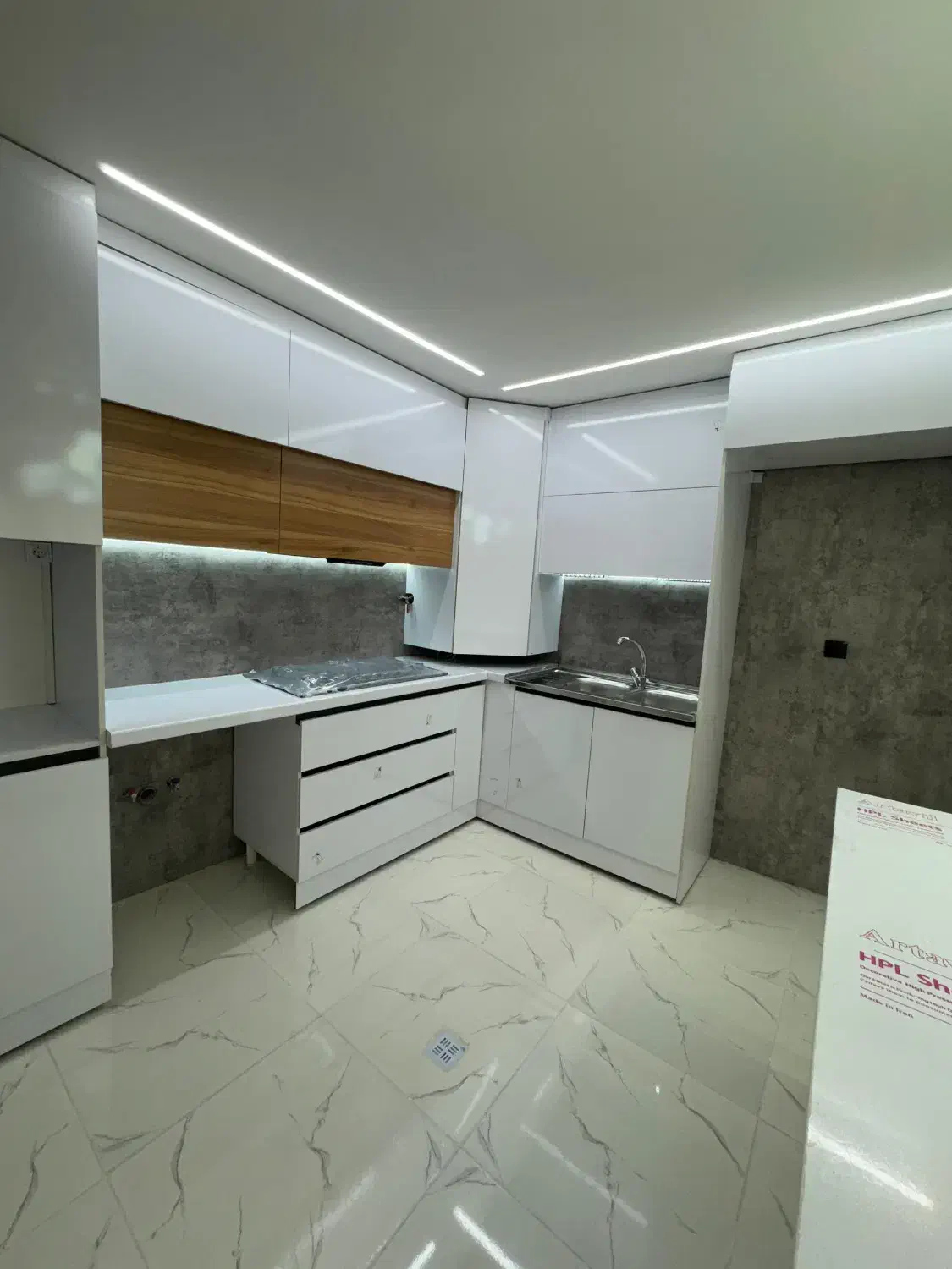 مسکن مهر شیک و لوکس صدرا|فروش آپارتمان|صدرا-فارس, فاز ۱|دیوار