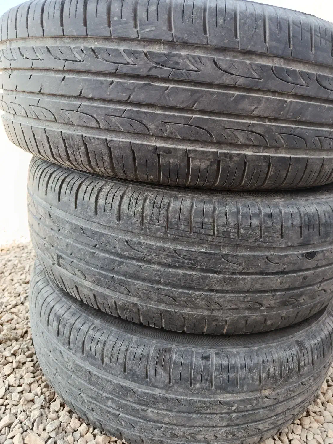 لاستیک دسته دوم|قطعات یدکی و لوازم جانبی|حمیدیا, |دیوار