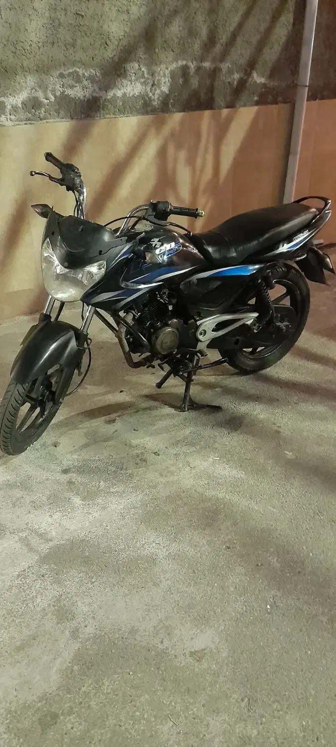 پالس ۱۳۵ باجاج|موتورسیکلت|رشت, جماران|دیوار