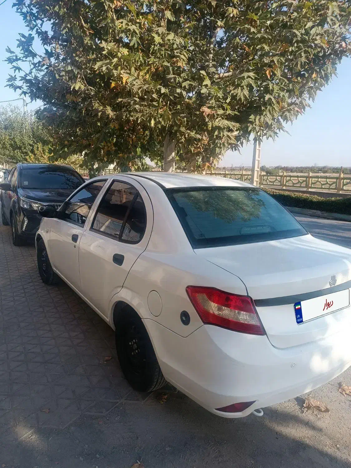 ساینا مدل99دوگانه دستی بدون رنگ|خودرو سواری و وانت|لنجان, |دیوار