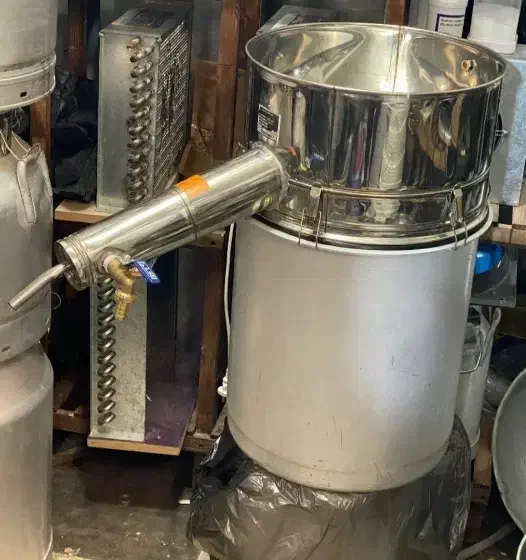 گلاب گیری عرقگیر|ظروف پخت‌وپز|اردبیل, |دیوار