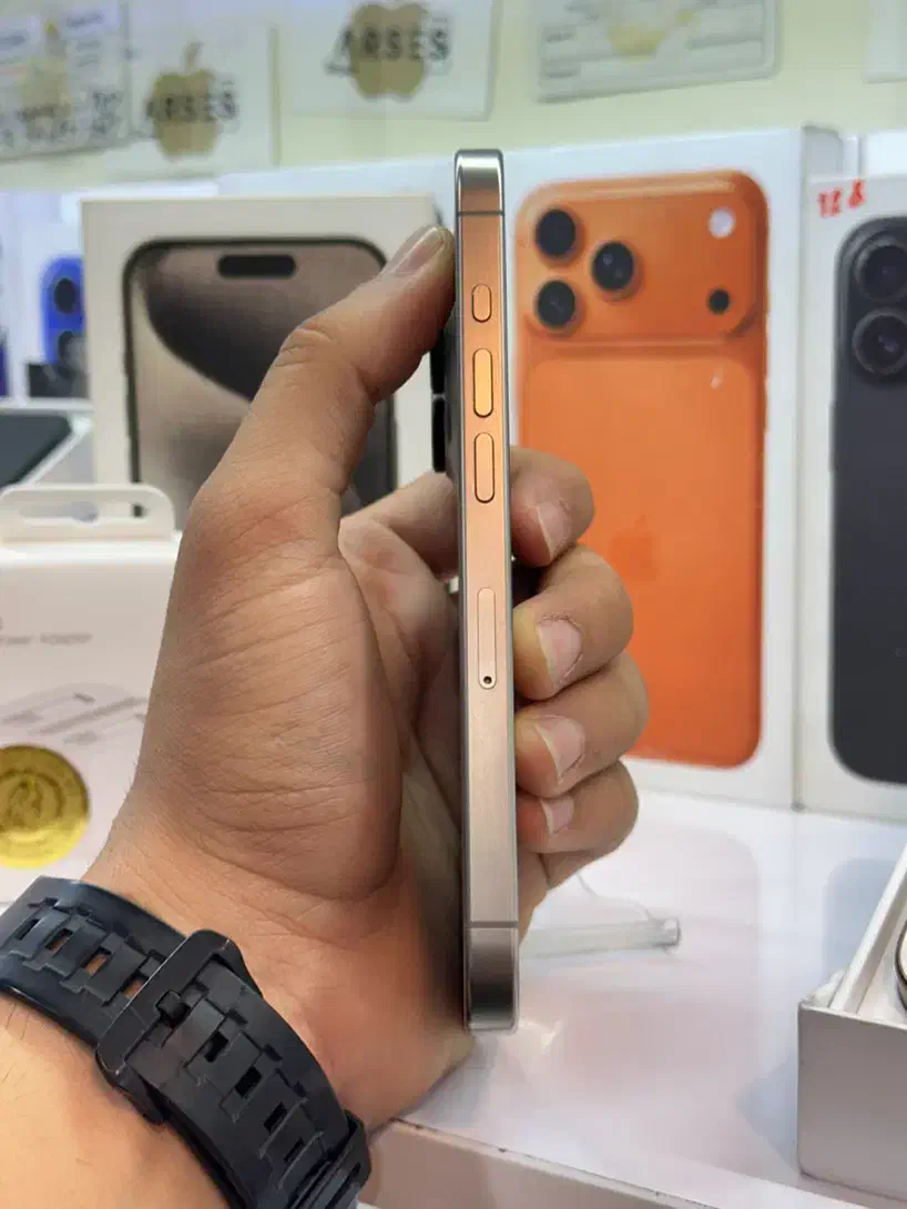 Iphone 15 pro ZAA 256GB قیمت مناسب در حد آک|موبایل|کرج, کوی امامیه|دیوار