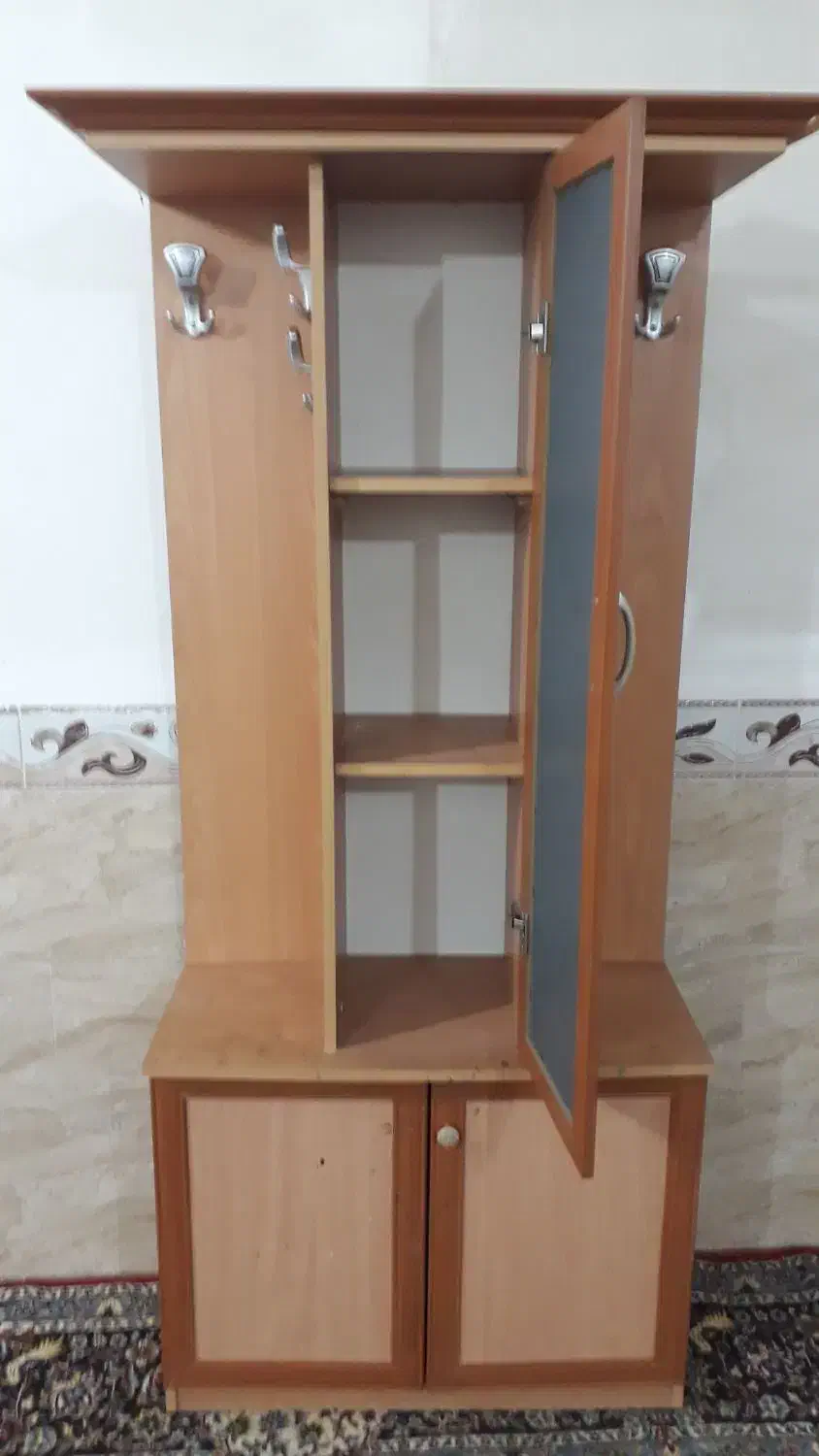 کمد|جاکفشی، کمد، دراور|بندر گناوه, |دیوار