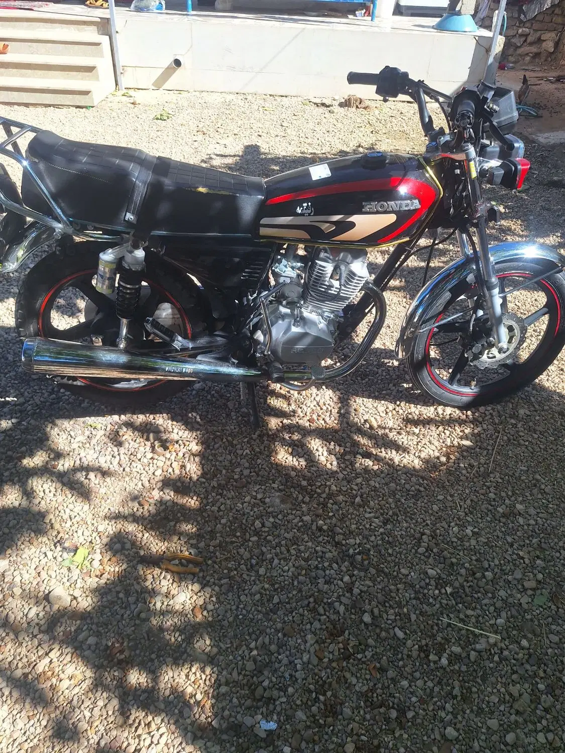 موتور 200cc|موتورسیکلت|دشمن زیاری, |دیوار