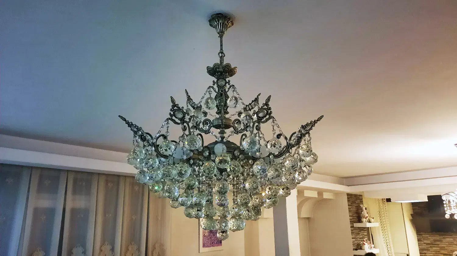 لوستر 8 شاخه (کلاسیک و شیک)|لوستر و چراغ آویز|تهران, مجیدیه|دیوار