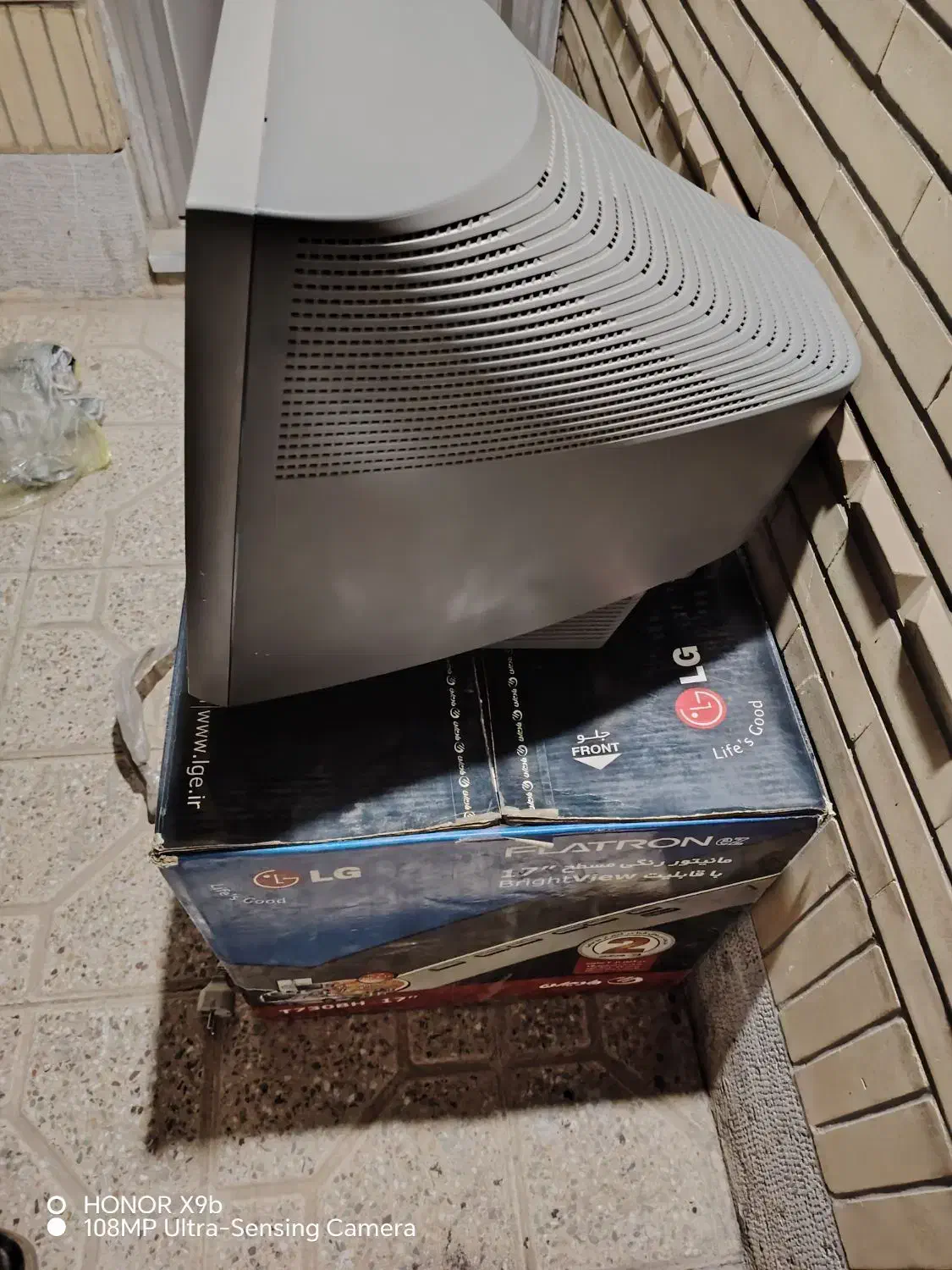 مانیتور ال جی 17|قطعات و لوازم جانبی رایانه|اصفهان, عاشقآباد|دیوار