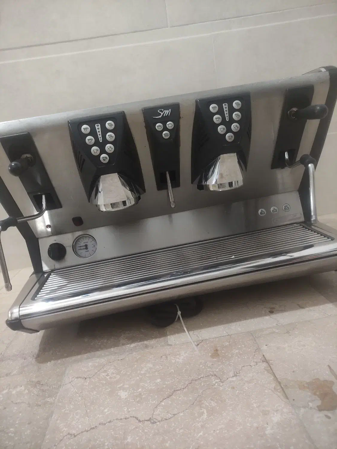 فروش یک عدد دستگاه قهوه ساز صنعتی|کافیشاپ و رستوران|زنجان, |دیوار