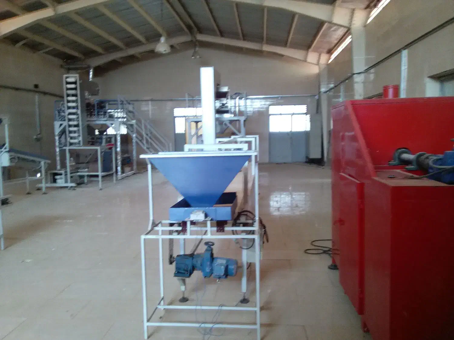 فروش کارخانه بسته بندی مواد غذایی ۴۸۰۰متری|فروش دفتر صنعتی، کشاورزی، تجاری|شیراز, عفیفآباد|دیوار