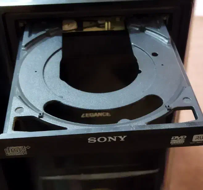 DVD player سونی|پخش‌کننده DVD و ویدیو|شیراز, شهرک والفجر|دیوار