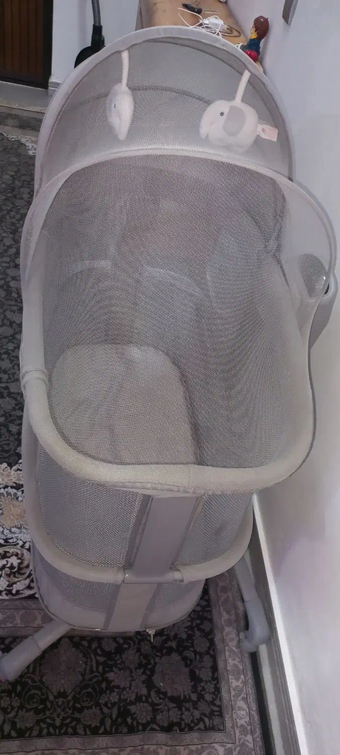 تخت وگهواره برقی کنار مادر|تخت و صندلی بچه|چالوس, |دیوار