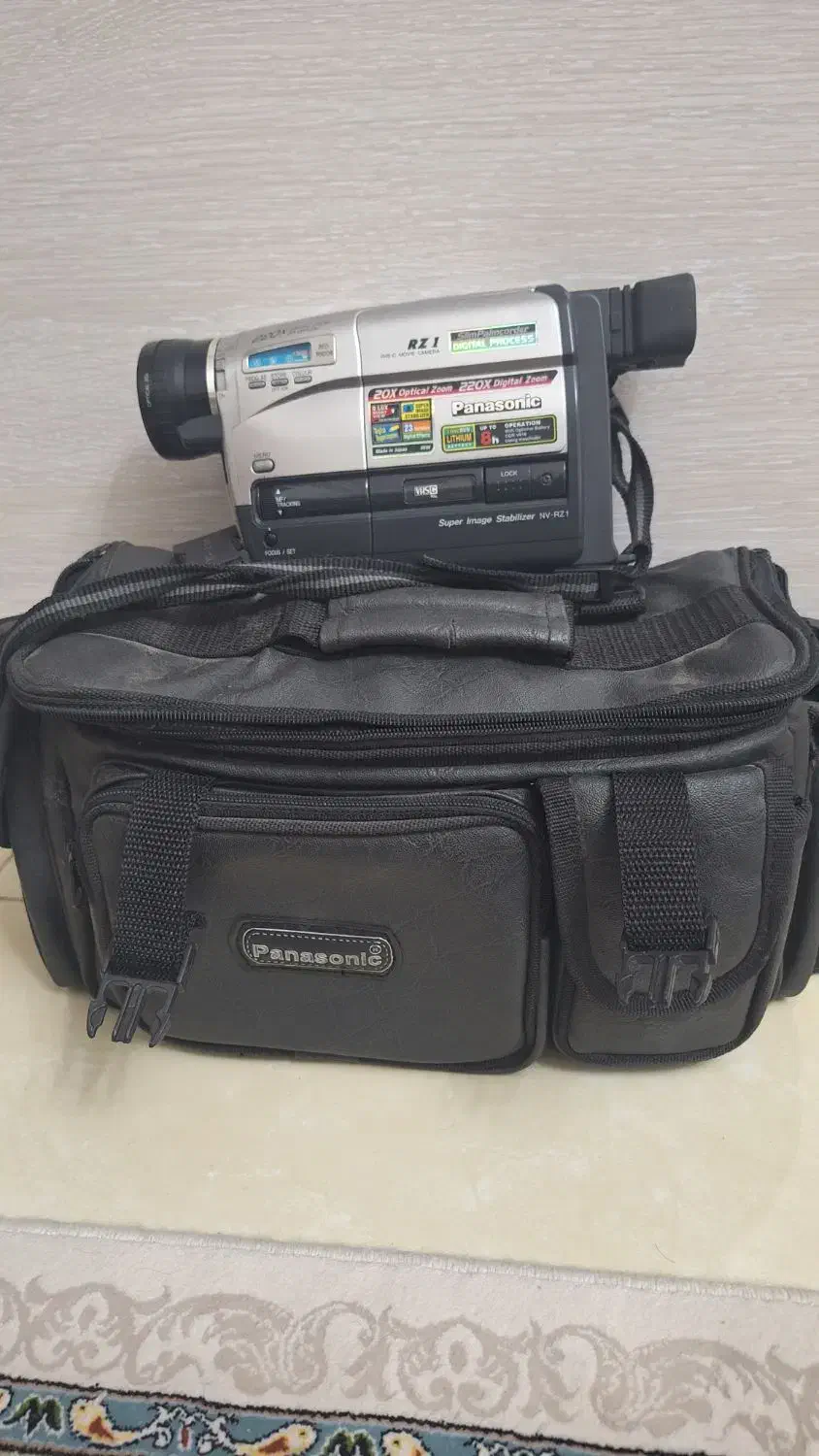 دوربین هندی کم خیلی کم استفاده شده و سالم میباشد.|دوربین عکاسی و فیلمبرداری|تهران, تسلیحات|دیوار