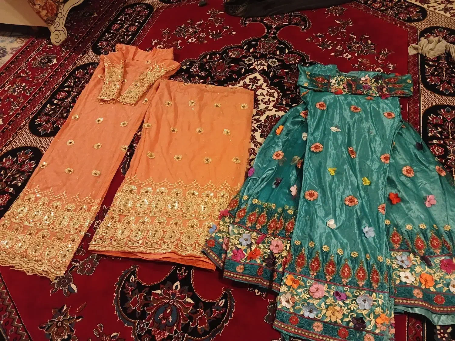 دودست لباس محلی باهم ۴ میلیون تومان|لباس|یاسوج, |دیوار