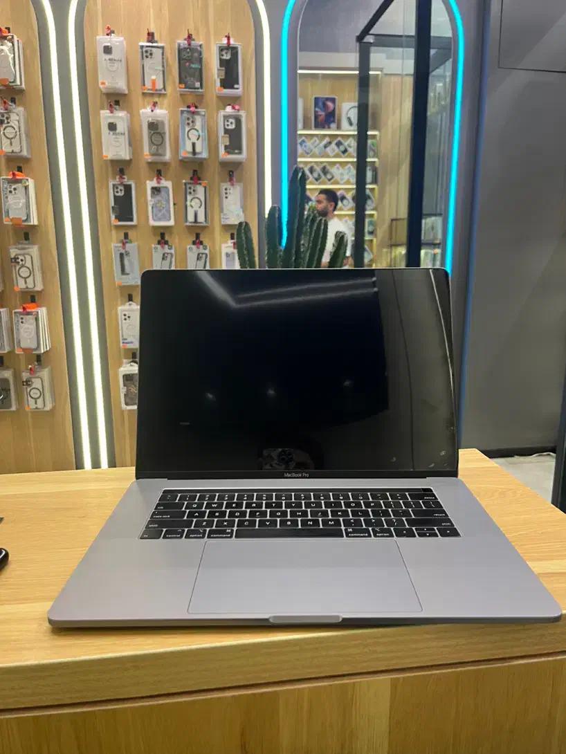 مک بوک پرو ۲۰۱۹ MacBook Pro 2019|رایانه همراه|مشهد, احمدآباد|دیوار
